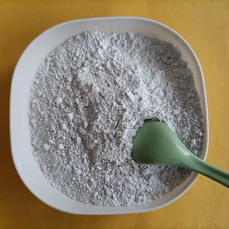 पोटेशियम क्रायोलाइट फ्लक्स यौगिक जिसका घनत्व 29 Gcm3 है जिसका उपयोग एल्यूमीनियम विनिर्माण वेल्डिंग और धातु प्रक्रियाओं में किया जाता है