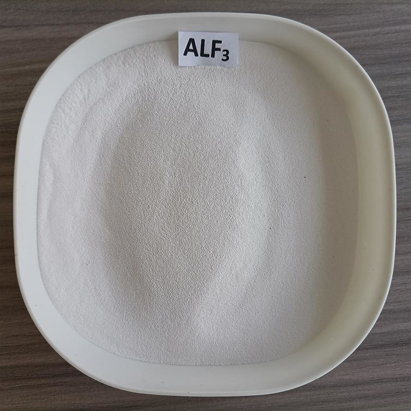 एल्यूमीनियम फ्लोराइड AlF3 इनामेल ग्लेज़ और गैर लौह धातु के प्रवाह के लिए उपयुक्त