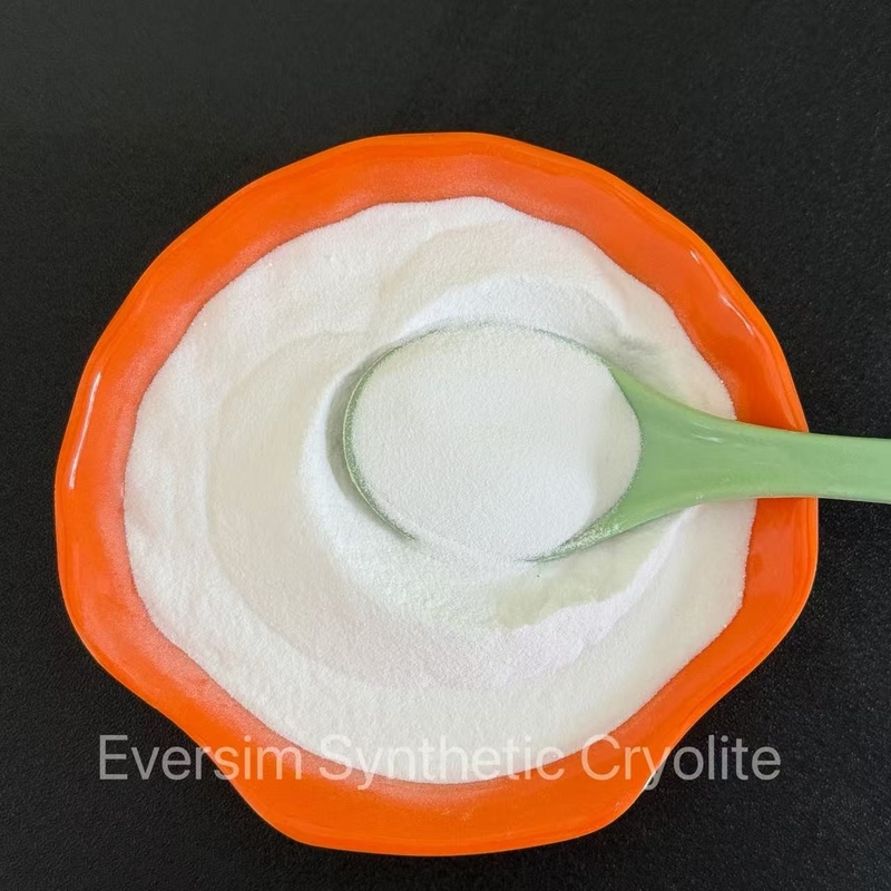 325 मेश 98% शुद्धता सिंथेटिक क्रायोलाइट Na3AlF6 सोल्डर एजेंट के लिए फ्लक्स के रूप में उपयोग किया जाता है