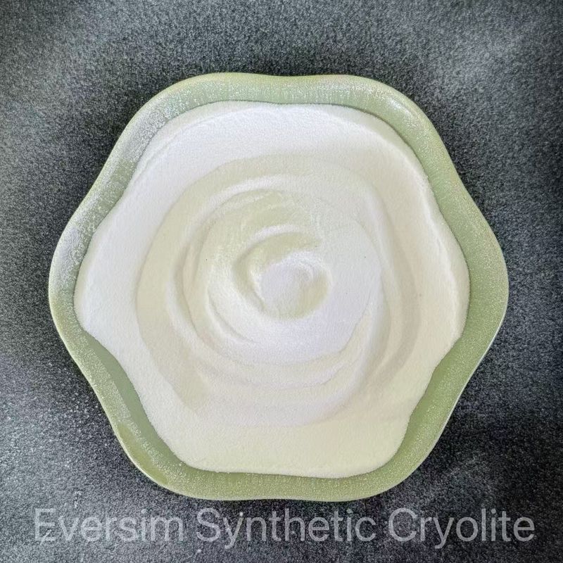 CAS15096-52-3 उच्च शुद्धता 99.2% सफेद रेतीला सिंथेटिक क्रायोलाइट एल्यूमीनियम उद्योग के लिए